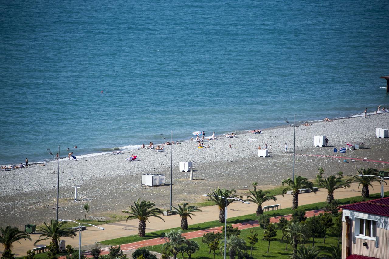 Hotel Corner Inn Batumi Eksteriør bilde
