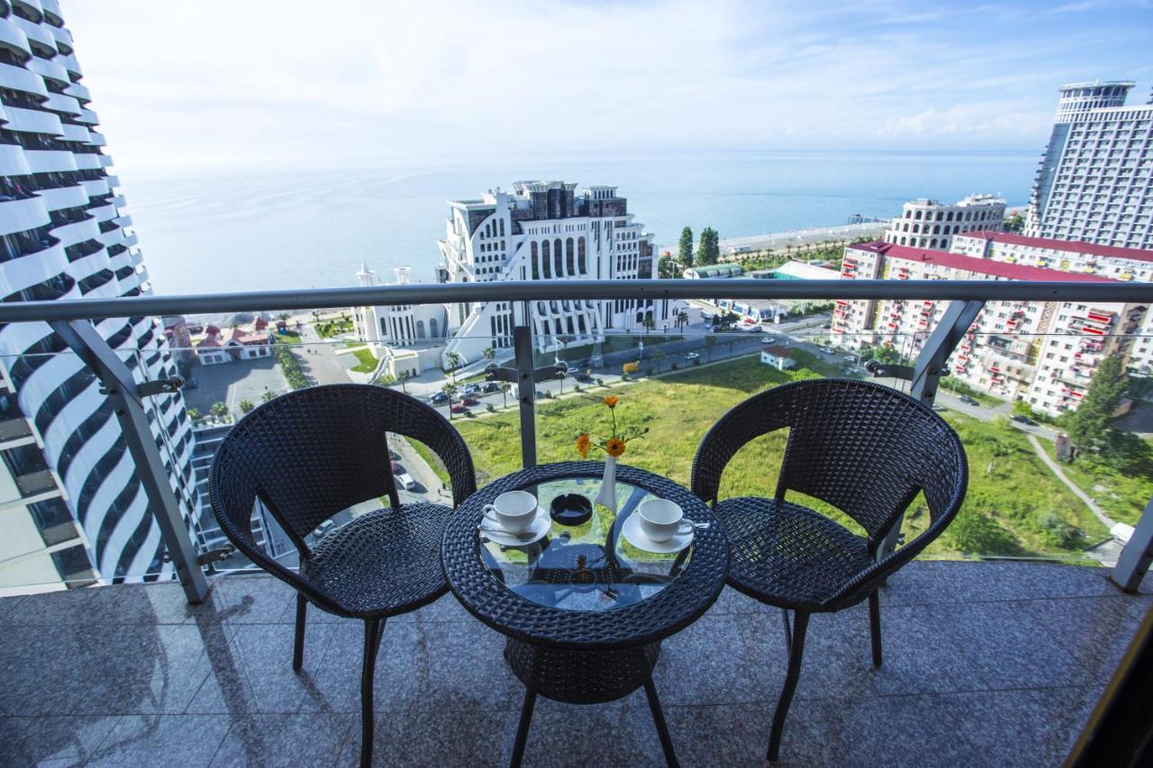 Hotel Corner Inn Batumi Eksteriør bilde